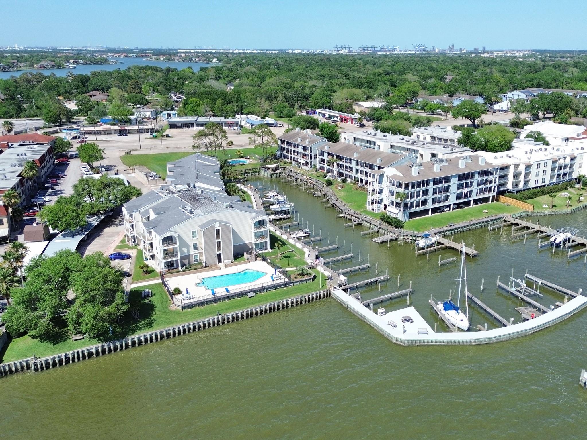 Image 3: ANOTHER GREAT VIEW OF YACHT CLUB CONDOS