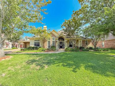 106 Harvard Oaks Drive