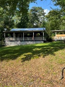 456 Sherwood Forest Drive N