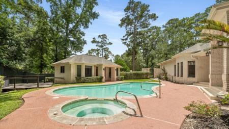3514 Cypress Point Circle