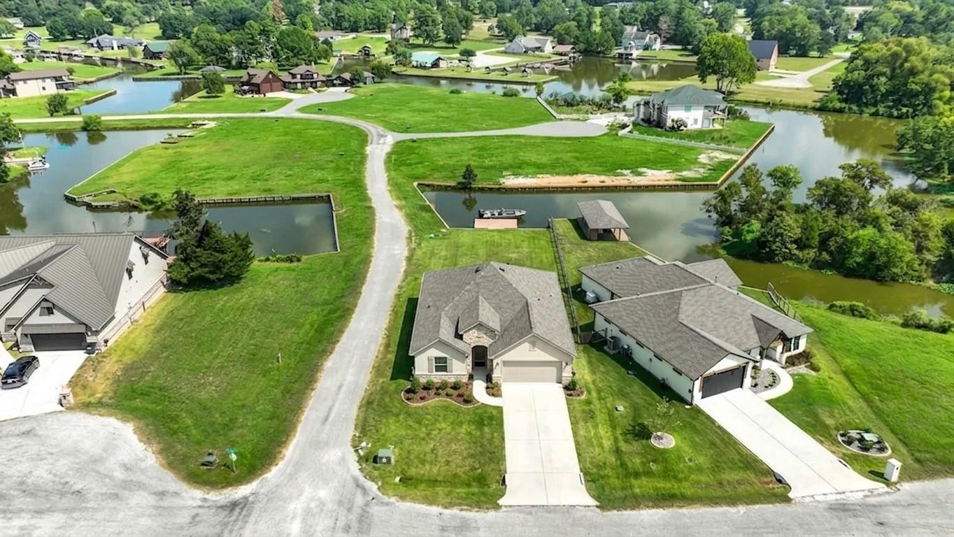 Image 4: Imagine building you dream home on Lake Conroe. Sa