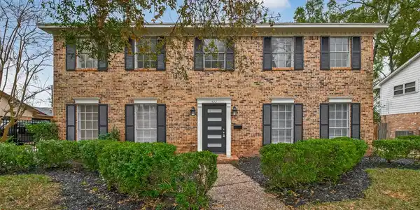 422 Willow Vista Drive