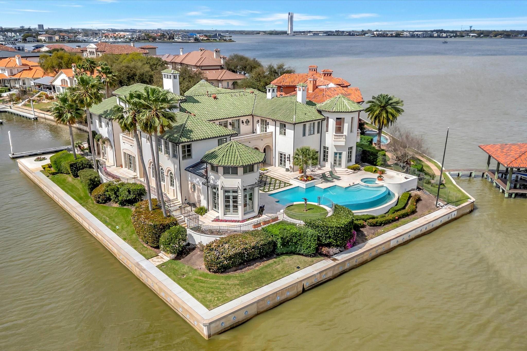 Image 2: This impressive half acre + home site offers panor