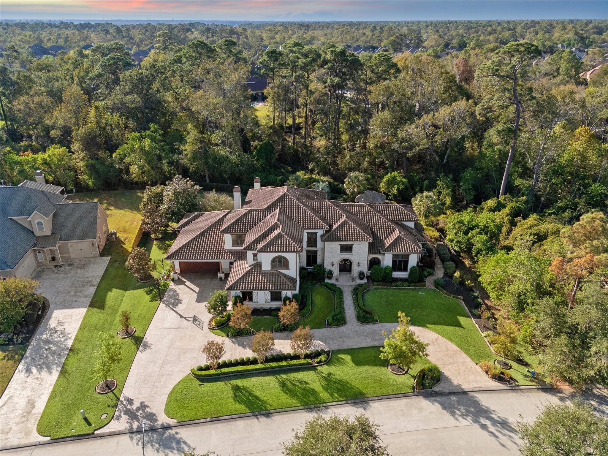 Image 3: The property is on a quiet cul de sac backing a g