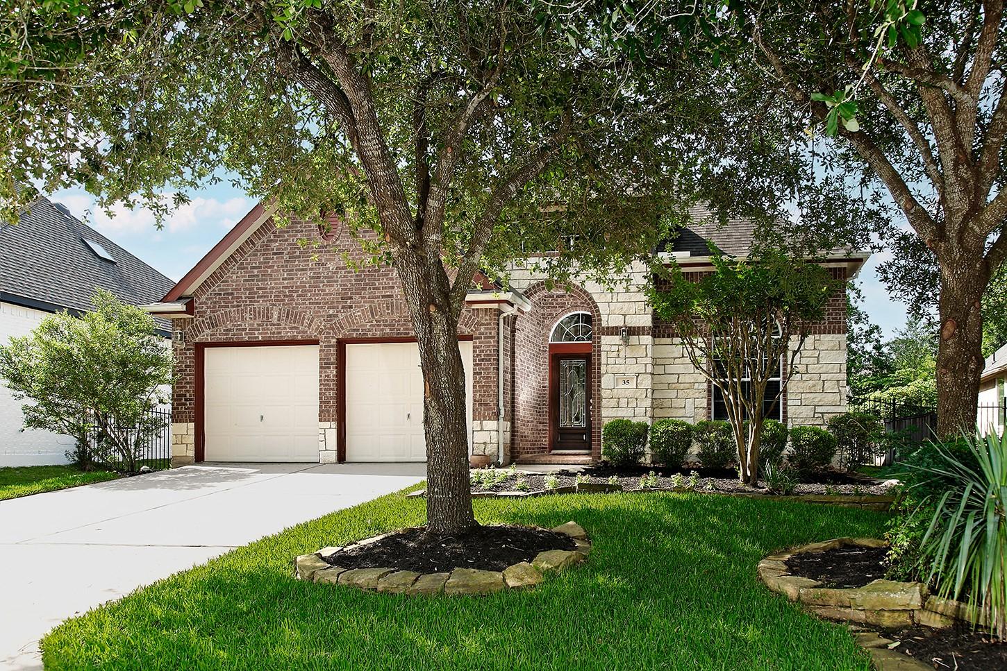 Image 1: 35 Granite Path Pl