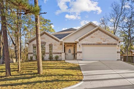 512 Sandy Oaks Drive