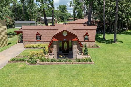 616 Governor Wood Drive