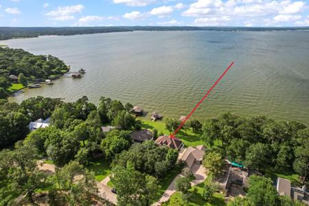151 Lake Oaks Boulevard
