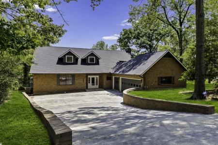 560 Lake Grove Drive