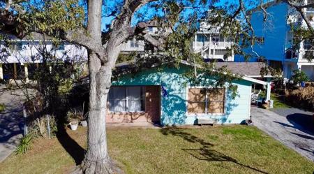 529 E Shore Drive