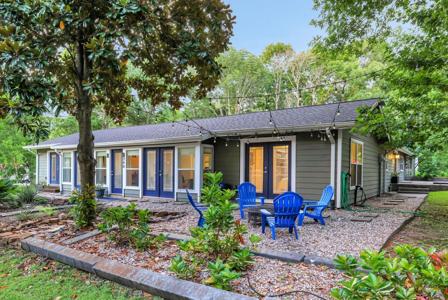 260 N Forest Cove Loop