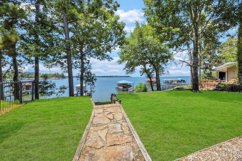 Image 2: Imagine walking out your back door to this view ev