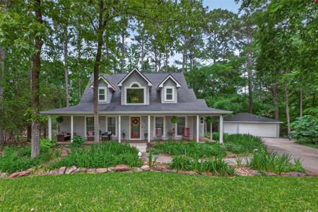 130 N Fairway Loop