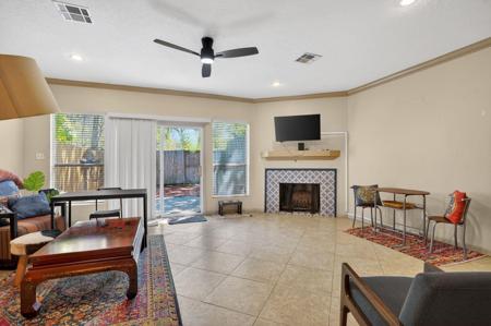 12203 Glenview Drive Drive