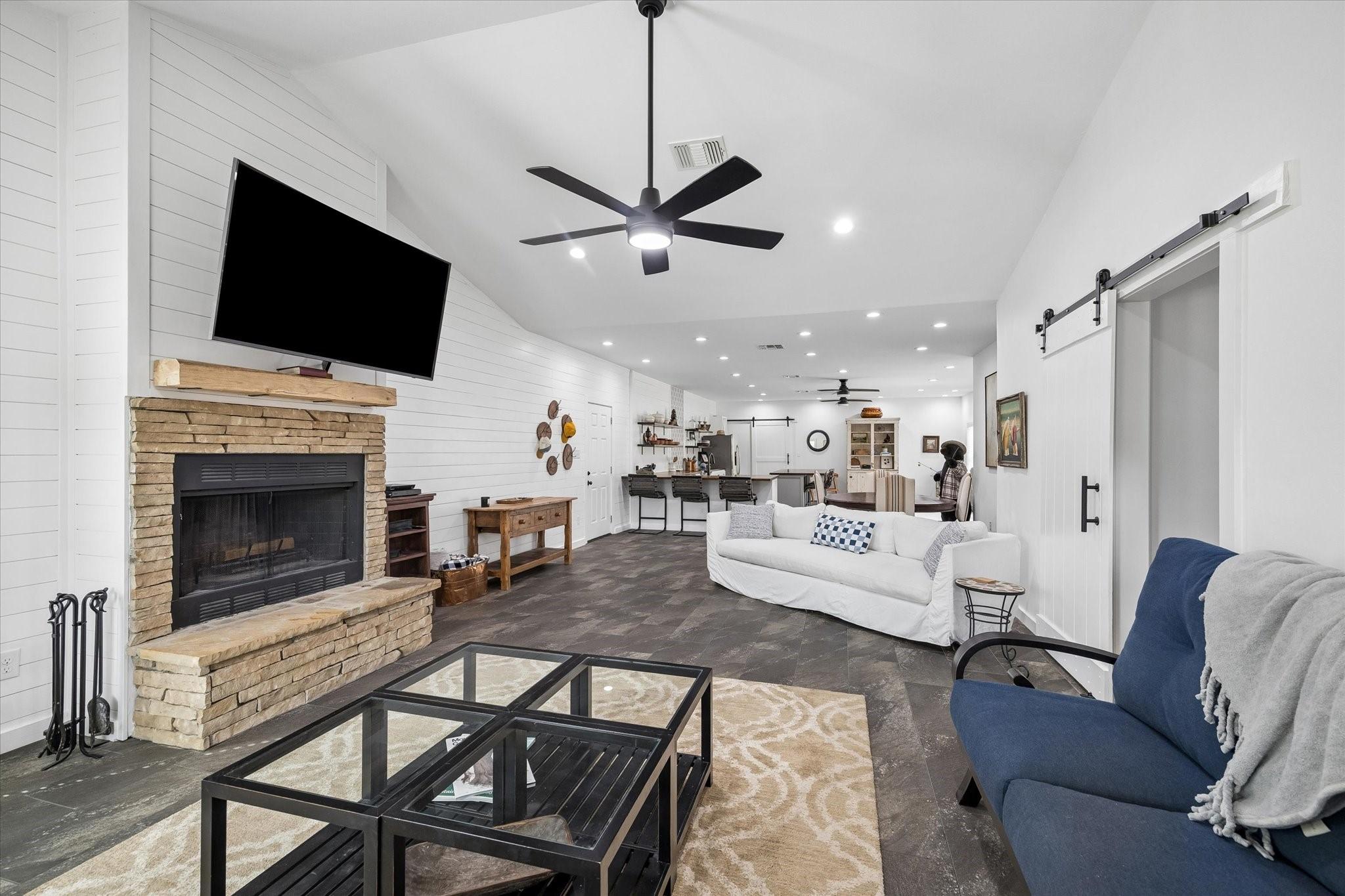 Image 2: Enter into an expansive living room / dining room