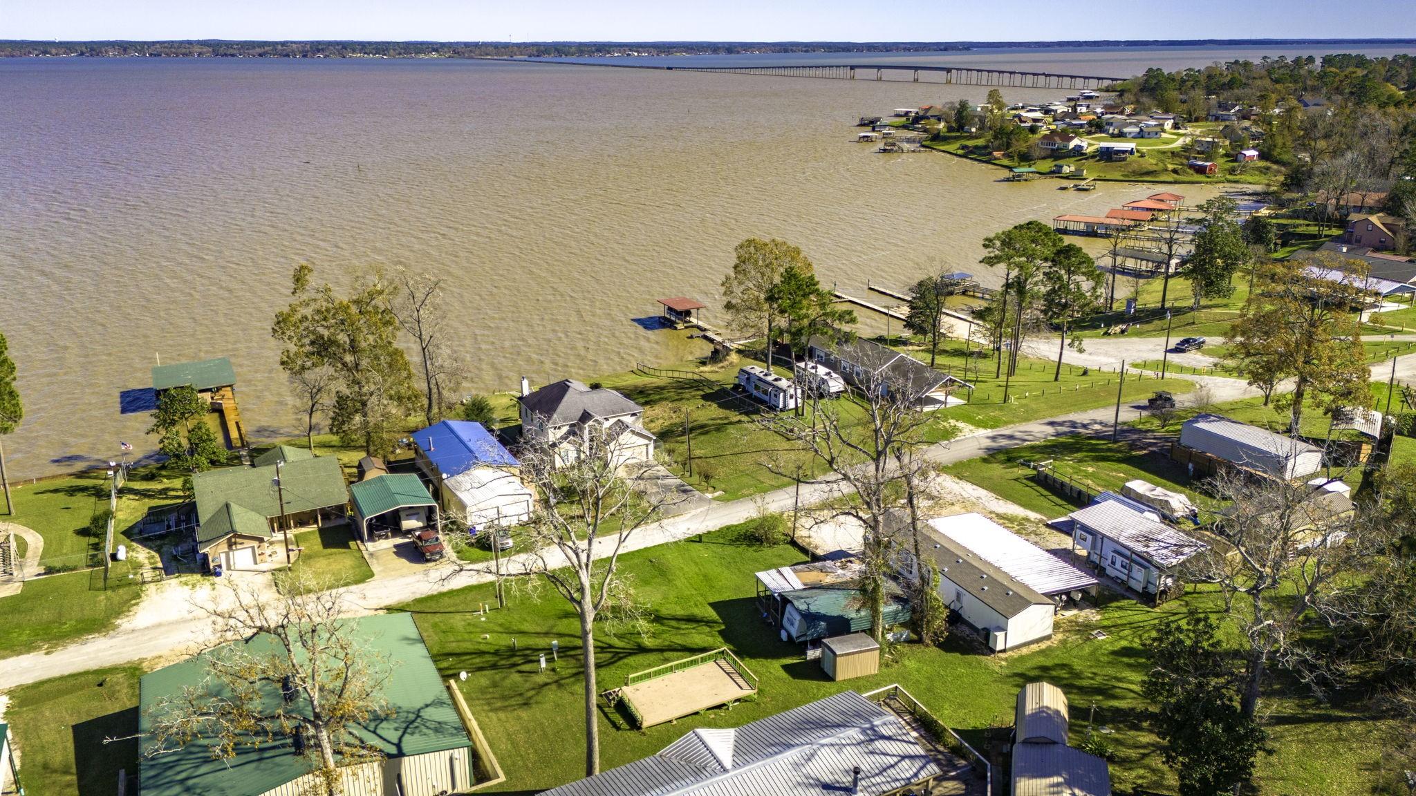 Image 4: Close to boat dock