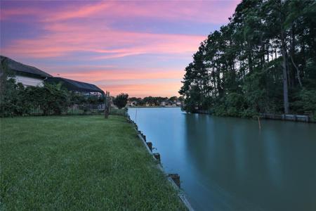 8710 Cross Country Drive