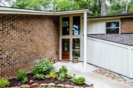 626 Hillcrest Drive