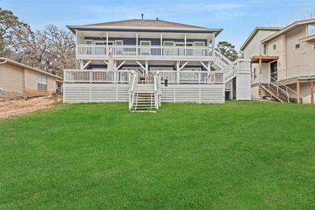 60 Edgewater Way
