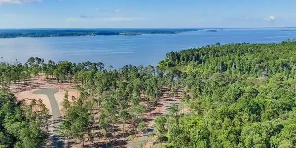 188 Foster Cove