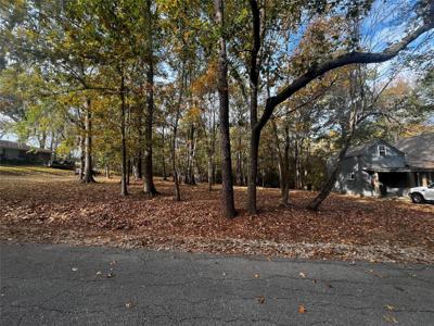 11 Clearwater Circle