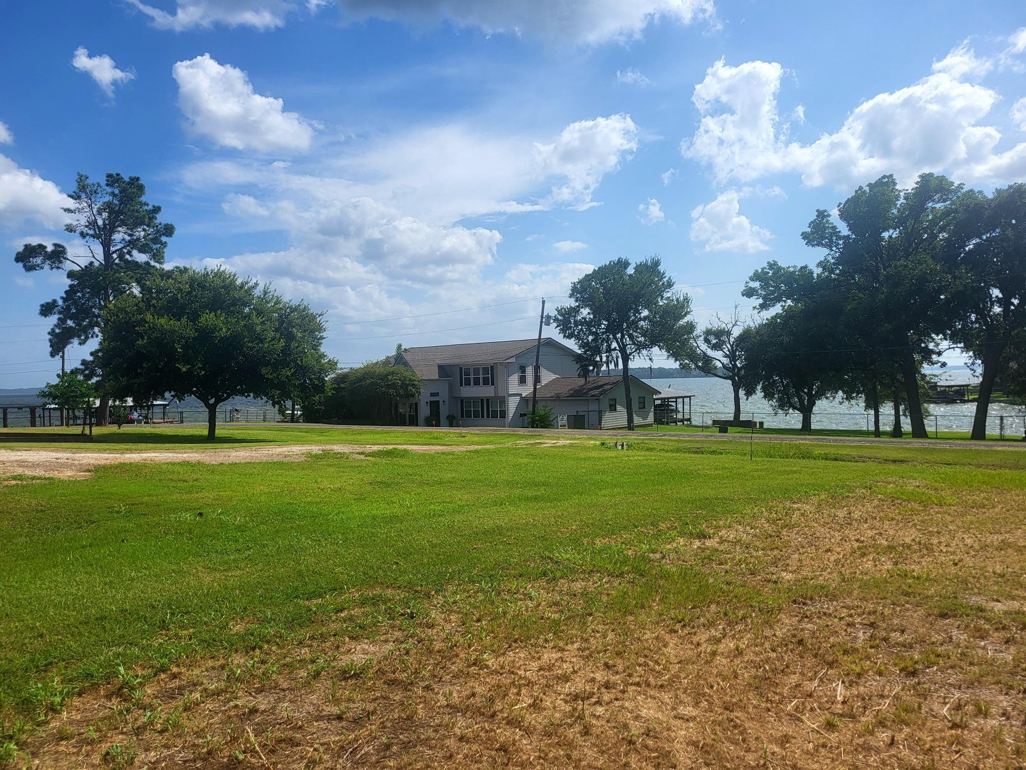 Image 3: Views of beautiful Lake Livingston.