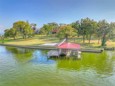 185 Country Lane