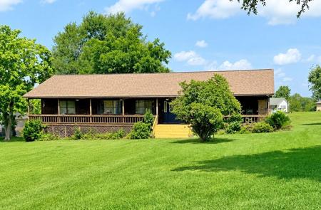 100 Southwood Shores Drive