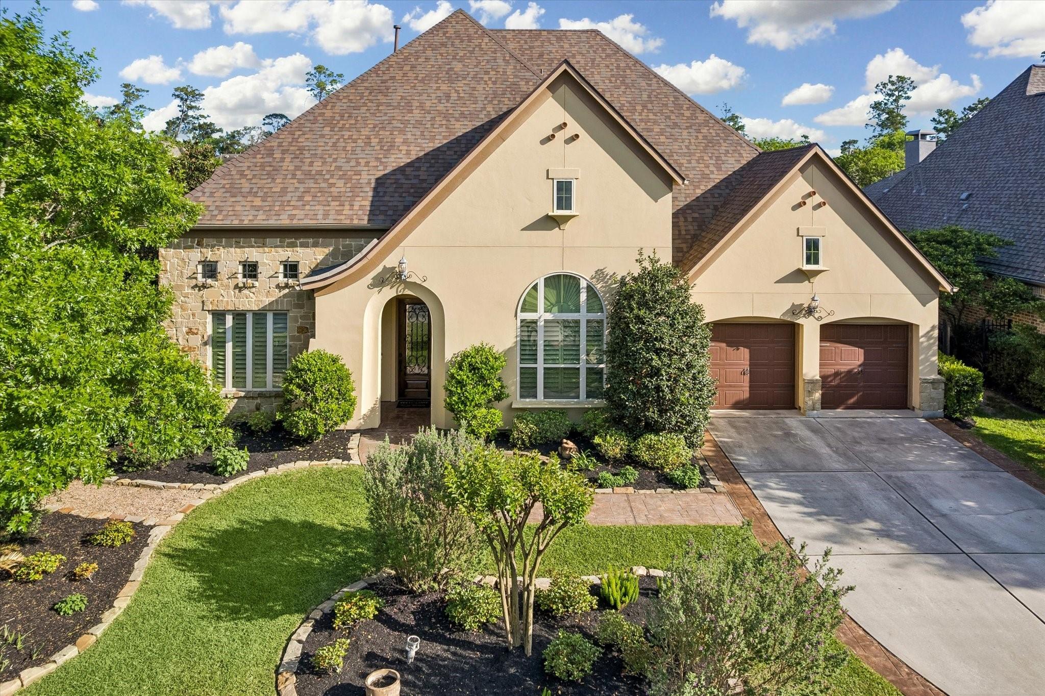 Image 1: From the moment you arrive, 3 Tiburon Court makes