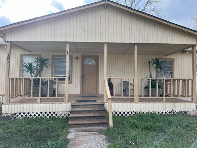 380 Governors Hogg Drive