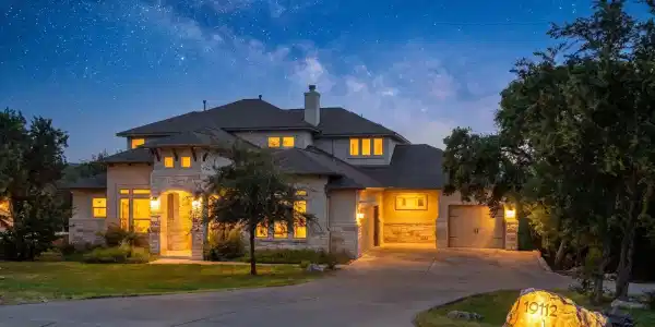 19112 Leisure Lane