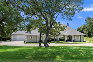 152 Golfview Drive