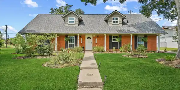 715 Timber Cove Drive