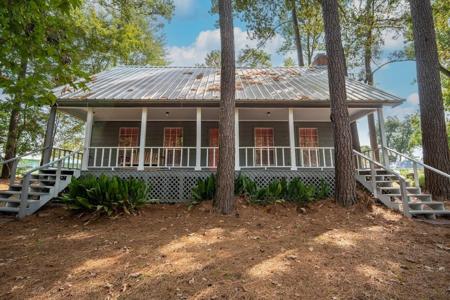 565 Timber Bay Drive