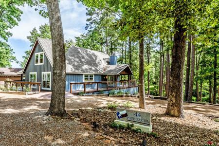 44 Post Oak Drive
