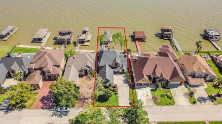 19022 Vantage View Lane