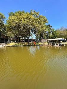 24 Lazy Bend Drive