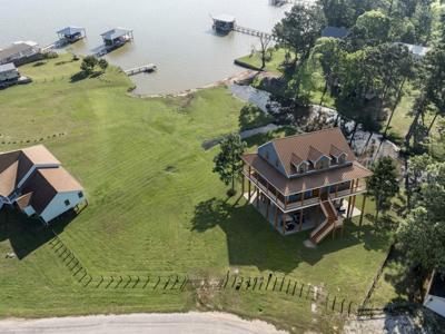 500 Lagoon Drive