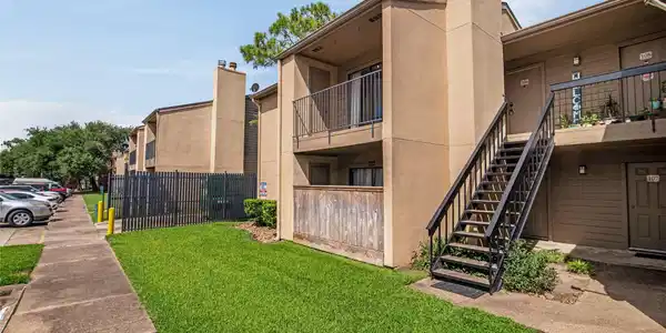 3300 Pebblebrook Drive