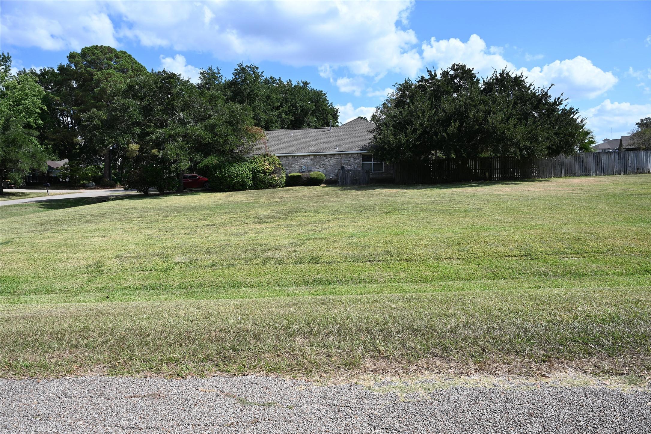Image 2: Corner lot