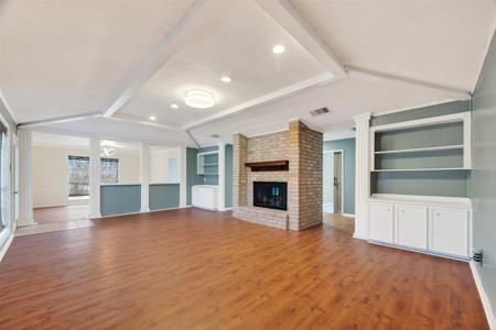 1002 Parkstead Drive