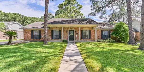 114 Wyndwood Drive