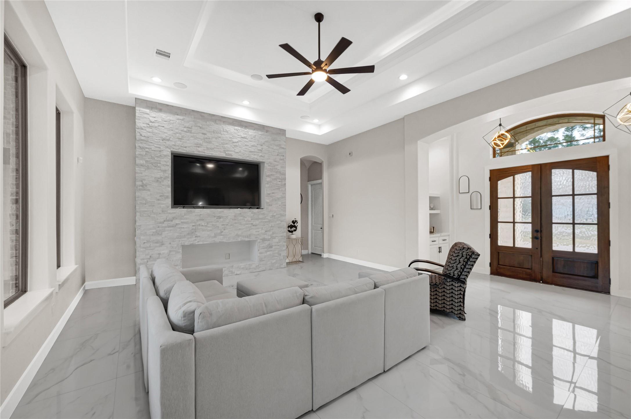 Image 4: Living Room Open to Entry and Kitchen 1626 Spanish