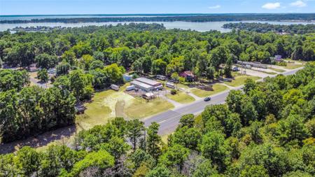 11457 US Highway 190 Highway W