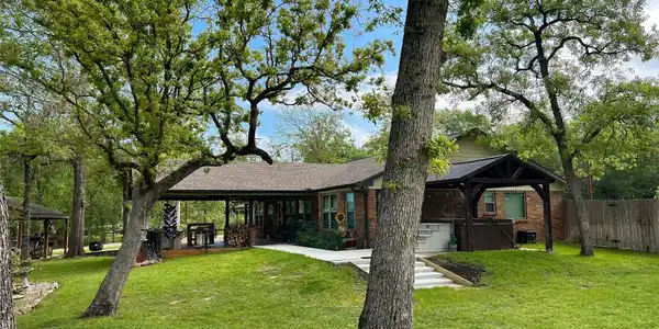 20315 Post Oak Loop