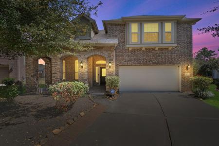 7 Pintuck Place