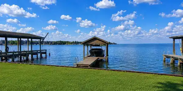 387 Indian Hill