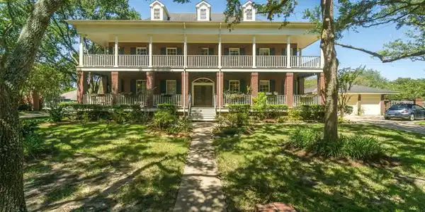 1403 Bluebonnet Drive