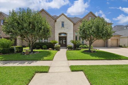 16202 Pelican Beach Lane