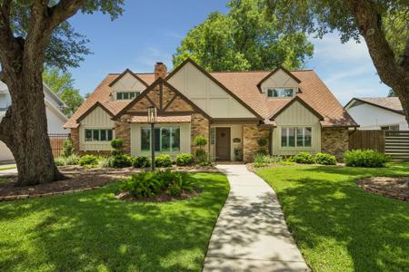 18222 Barbuda Lane